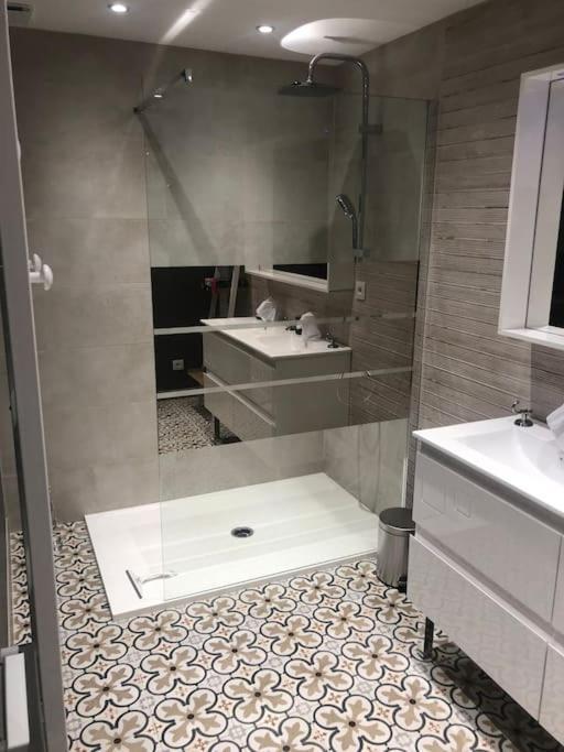 Une Maison Agreable Pour Se Detendre Saint-Quentin  Kültér fotó